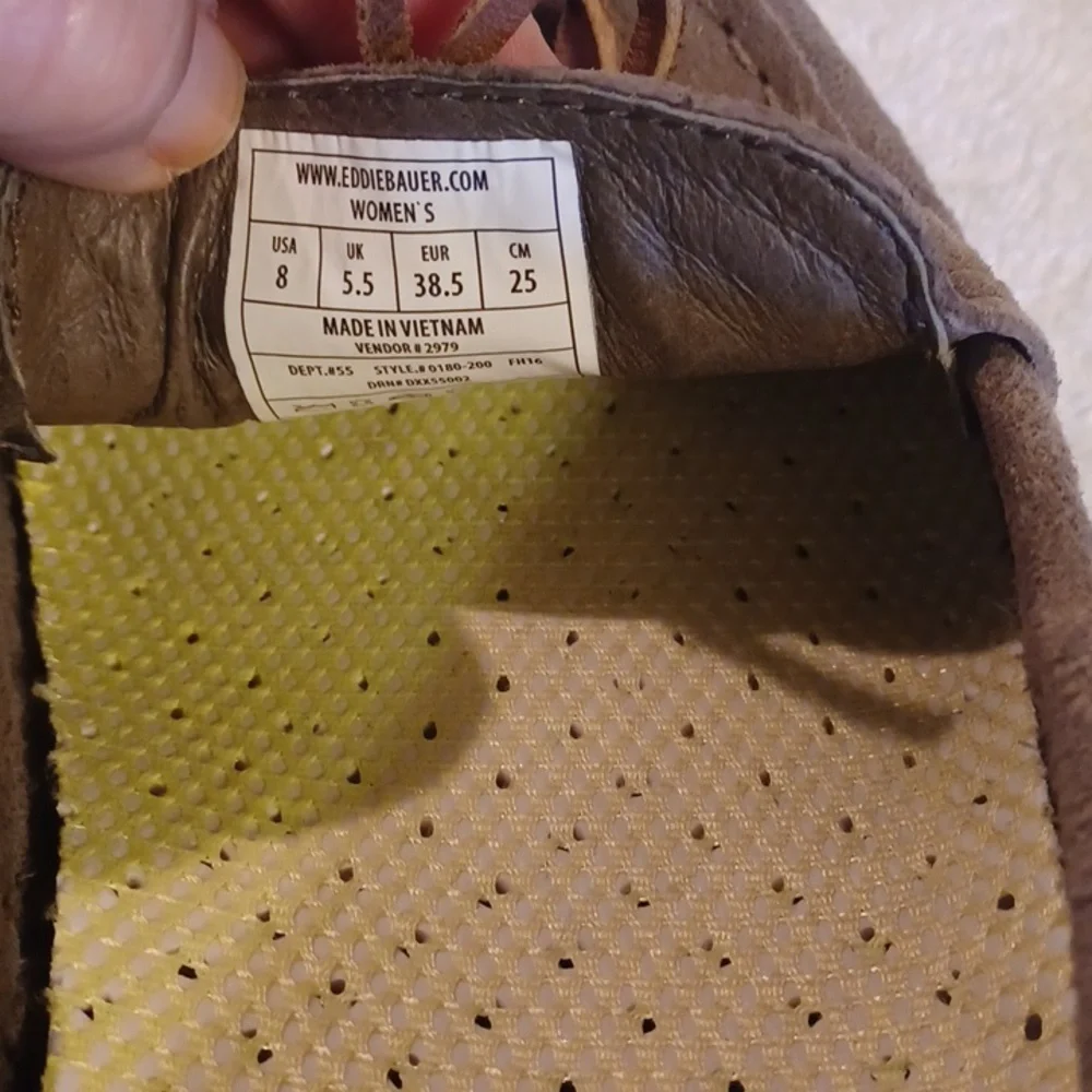 Eddie Bauer suade leather flats women's size 8 gray color - Picture 4 of 5